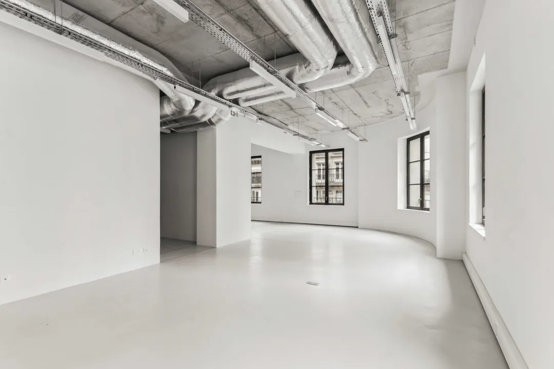 Central Showroom - Photo 3