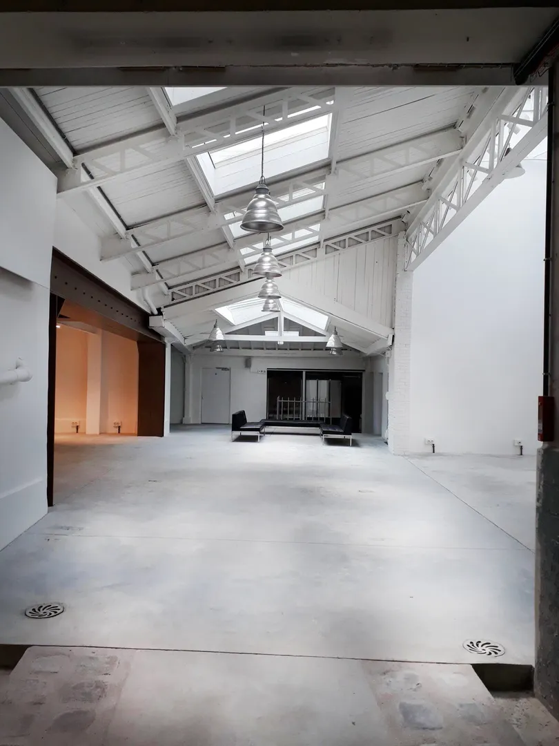 Entrepôt R - Photo 2