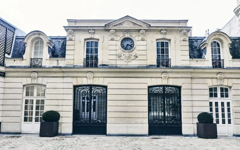 La Cour du 8ème - Photo 1