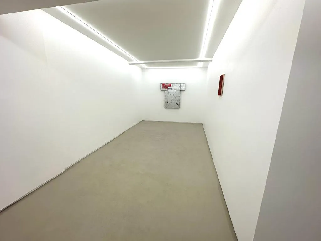 Showroom 170 - Photo 3