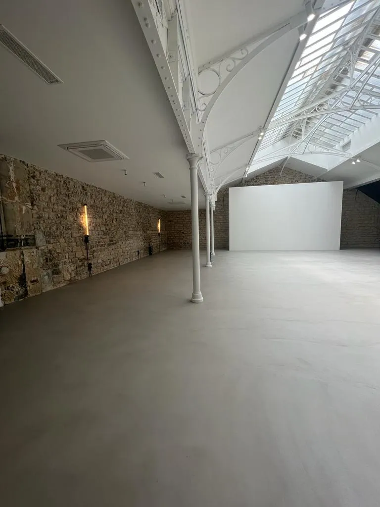 Showroom 4 - Photo 4