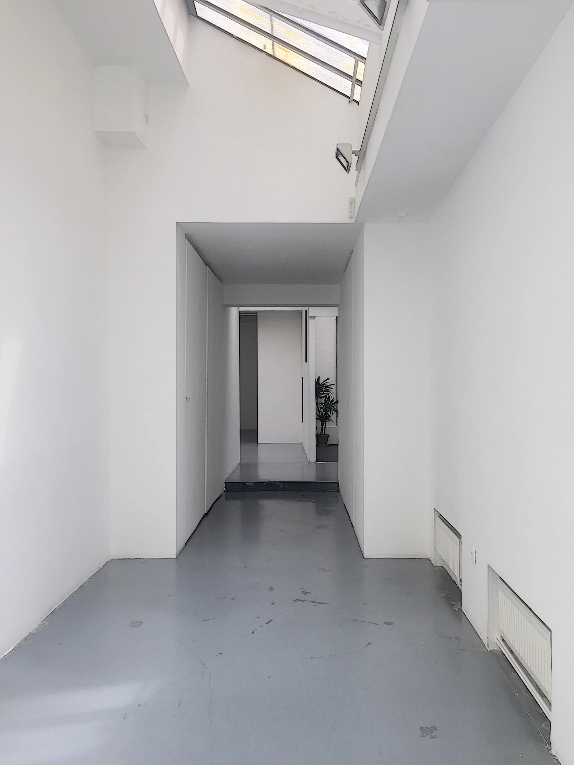 Showroom A - Photo 7