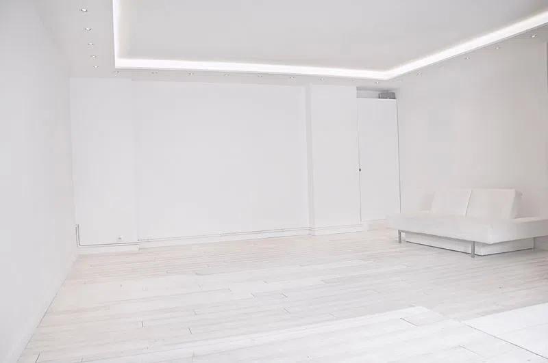 Showroom Angel - Photo 3