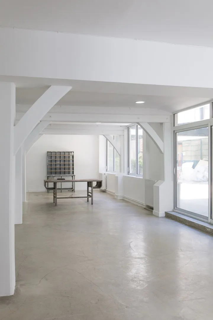 Showroom Archive  - Photo 4