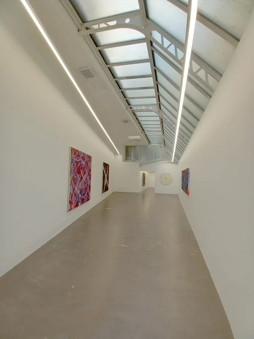 Showroom B