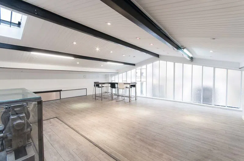Showroom Co - Photo 4