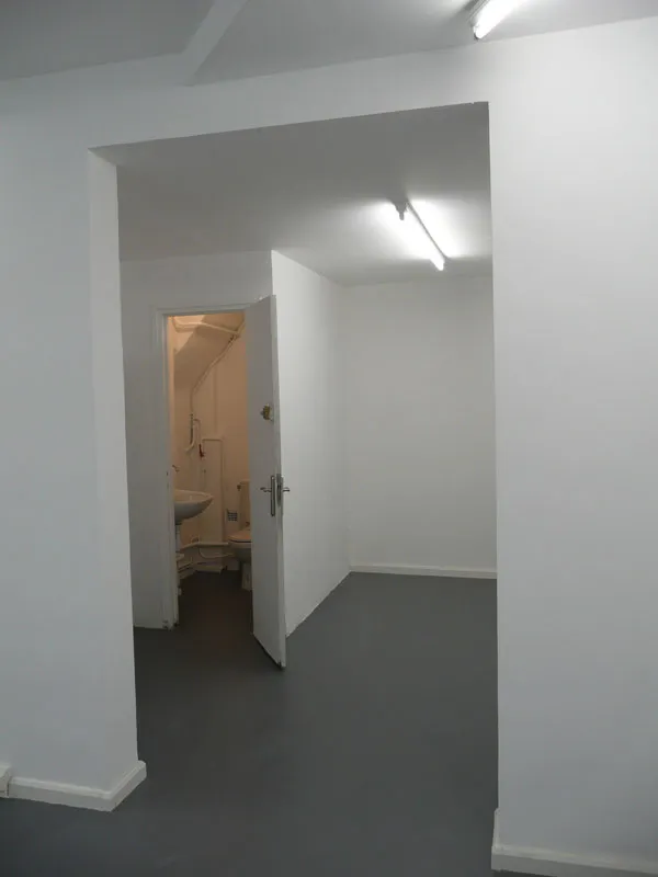 Showroom Commines - Photo 5