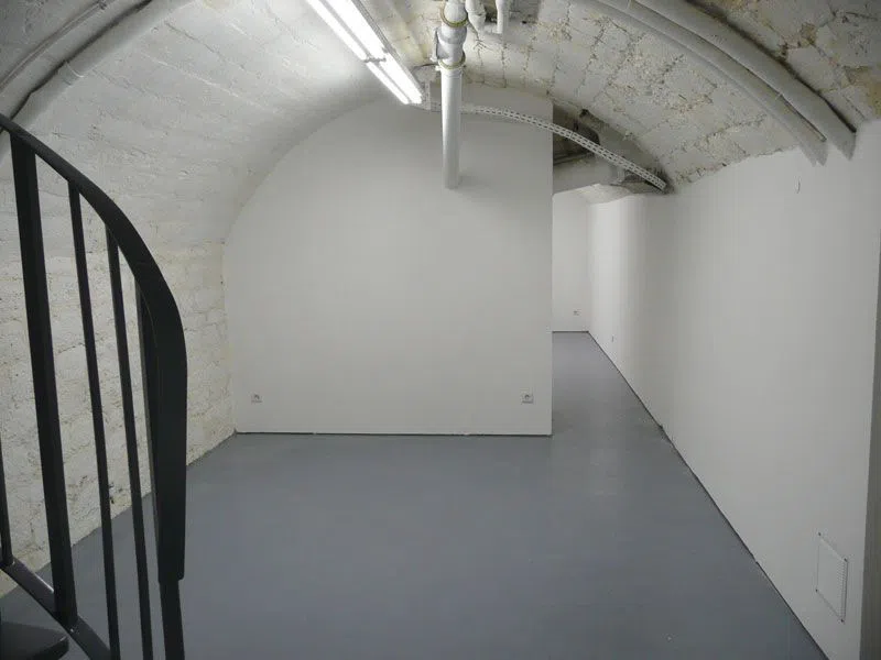 Showroom Commines - Photo 7