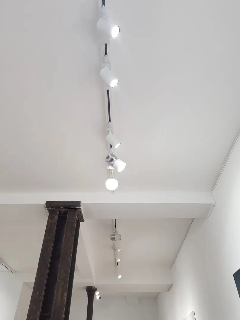 Showroom D - Photo 5