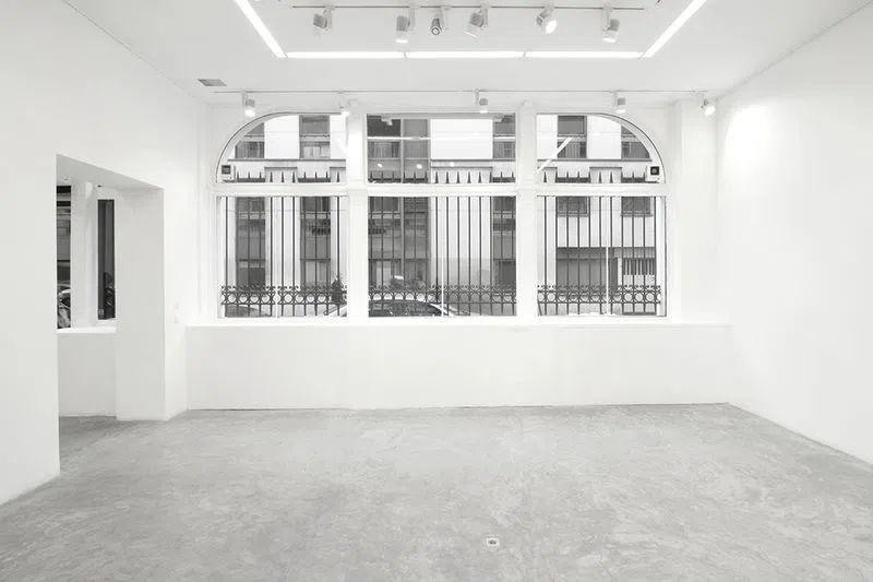 Showroom F - Photo 5