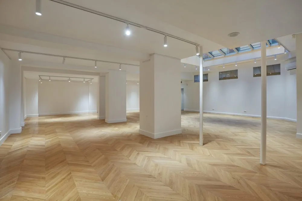 Showroom Florence - Photo 2