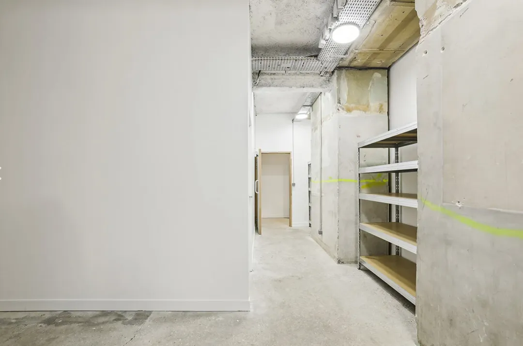Showroom Galaxy  - Photo 2