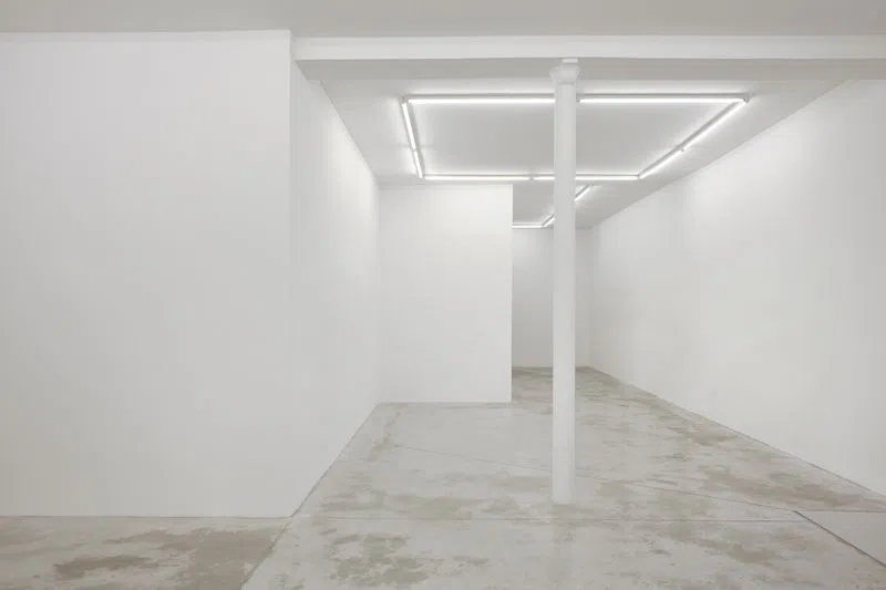 Showroom H - Photo 5