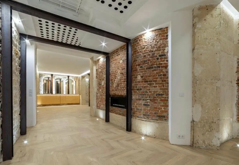 Showroom Henry - Photo 2
