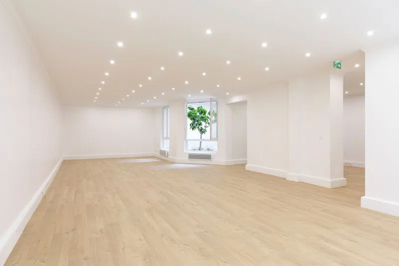 Showroom Renaissance - Photo 6