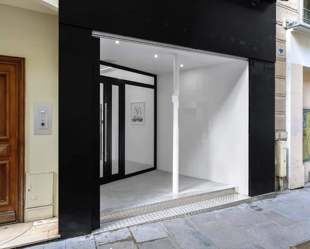 The Rectangular Showroom - Photo 2